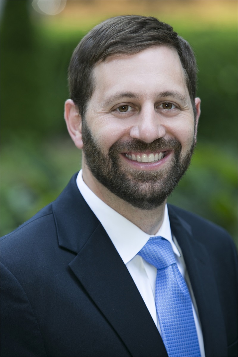 NEWS RELEASE: Elie Engler Celebrates 10 Years with Ashford Advisors