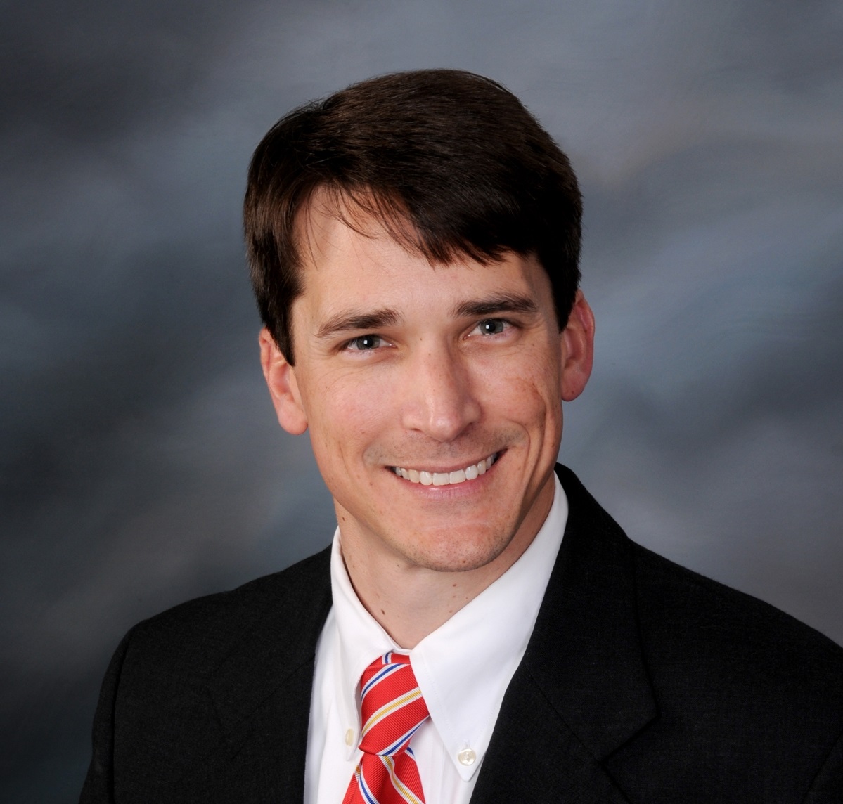 NEWS RELEASE: Lee Evans Celebrates a Decade with Ashford Advisors